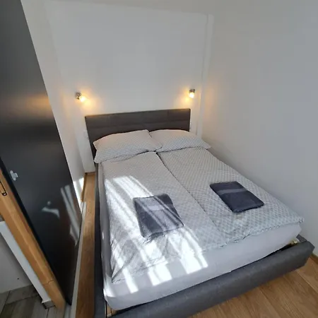 Apartment Vivien *
